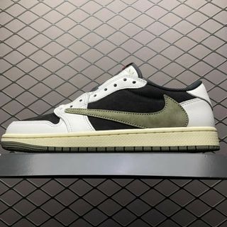 トラヴィススコット airJordan1 low OG ミディアムオリーブ(スニーカー)