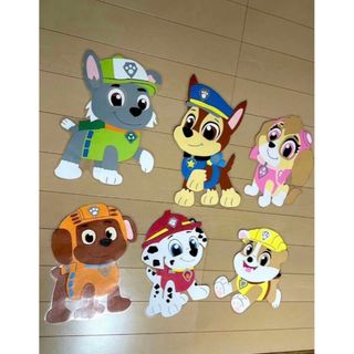 大人気商品！！パウパトロール 6体セット ラミネート加工済み！ キャラクター (型紙/パターン)