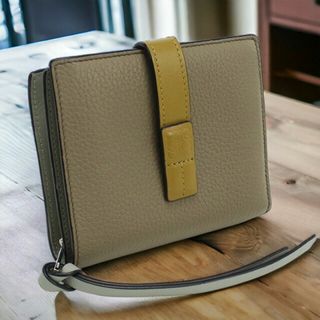 ロエベ 財布(レディース)(グレー/灰色系)の通販 200点以上 | LOEWEの ロエベ 財布(レディース)(グレー/灰色系)の通販 200点以上 | LOEWEの