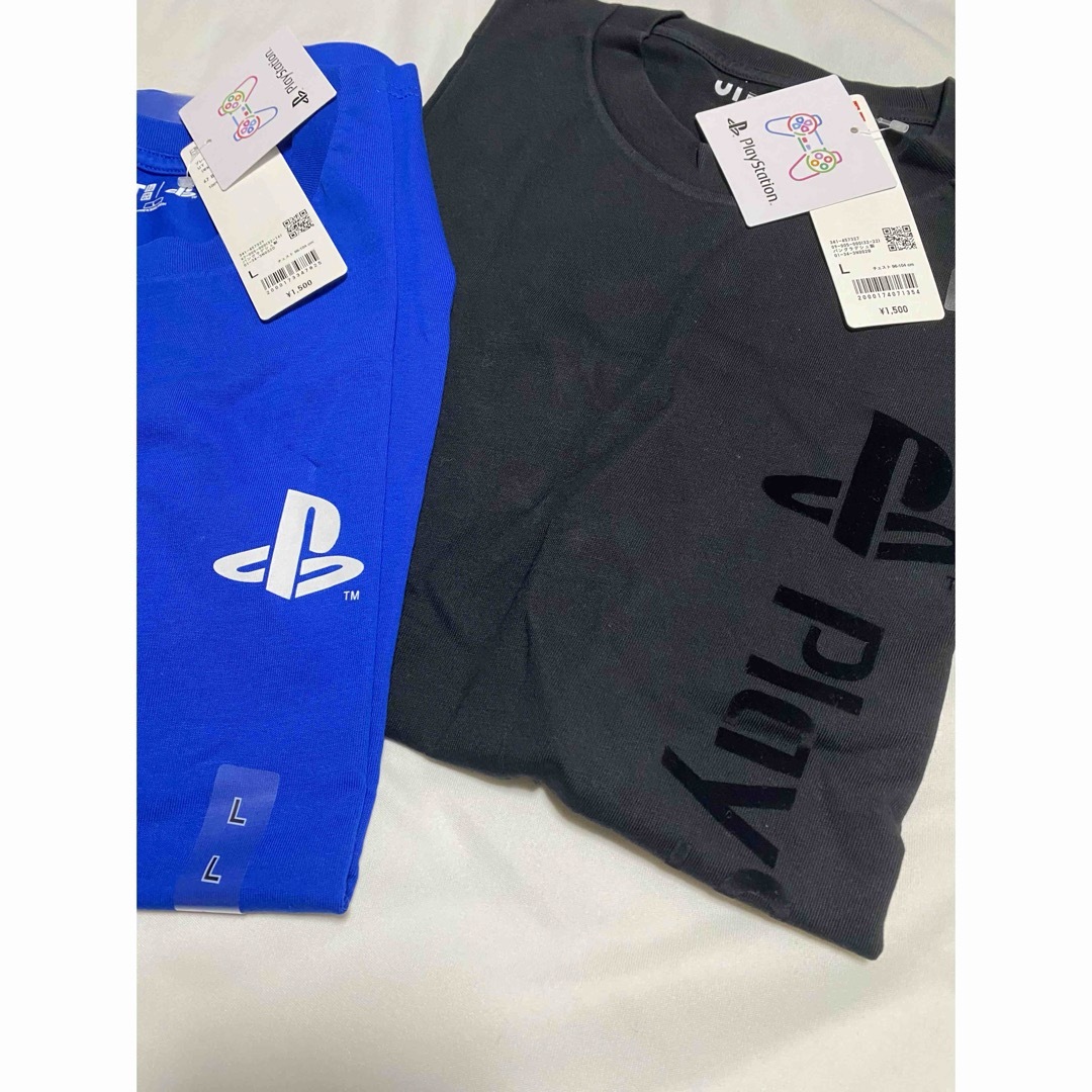 UNIQLO(ユニクロ)のPlayStation UNIQLO Tシャツ　二枚セット　ユニクロ レディースのトップス(Tシャツ(半袖/袖なし))の商品写真