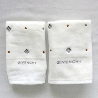 ジバンシィ(GIVENCHY)のGIVENCHY フェイスタオル&ハンドタオル セット 新品未使用品(タオル/バス用品)