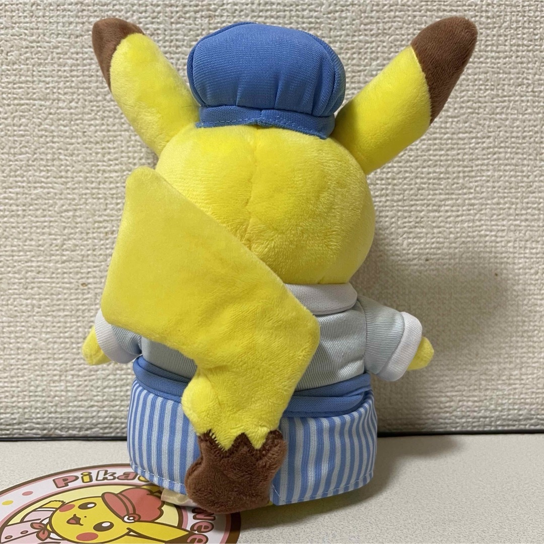 ポケモンカフェ 限定 ピカチュウ スイーツ　ぬいぐるみ エンタメ/ホビーのおもちゃ/ぬいぐるみ(ぬいぐるみ)の商品写真