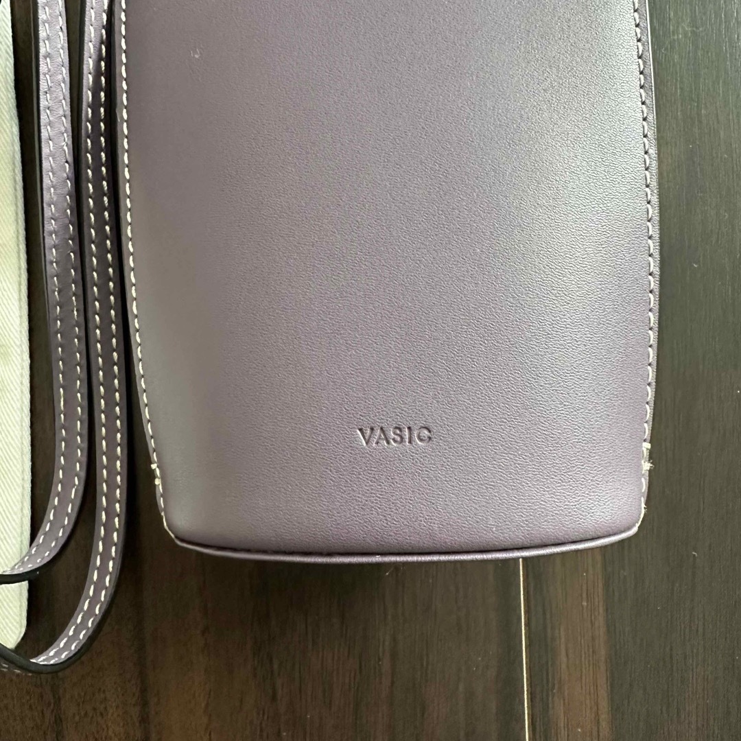 VASIC(ヴァジック)のvasic ヴァジック Petra ペトラ　スマホショルダーバッグ レディースのバッグ(ショルダーバッグ)の商品写真