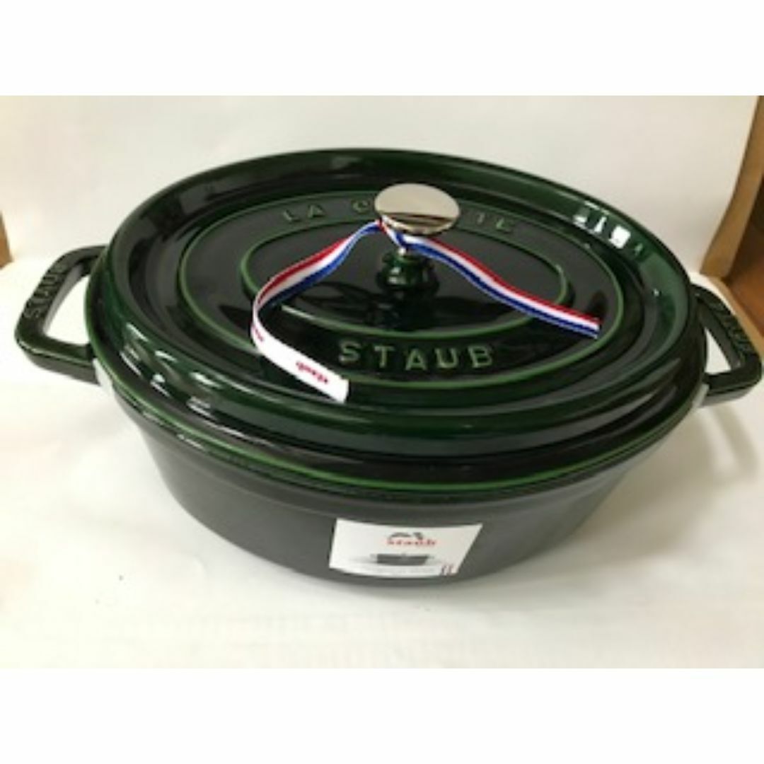 STAUB(ストウブ)の新品 staub ストウブ 鍋 oval cocotte バジルグリーン 29  インテリア/住まい/日用品のキッチン/食器(鍋/フライパン)の商品写真