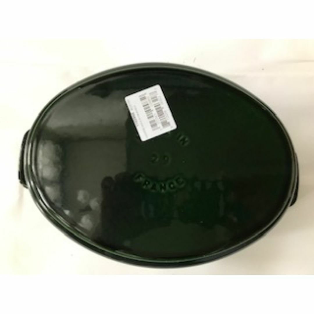 STAUB(ストウブ)の新品 staub ストウブ 鍋 oval cocotte バジルグリーン 29  インテリア/住まい/日用品のキッチン/食器(鍋/フライパン)の商品写真