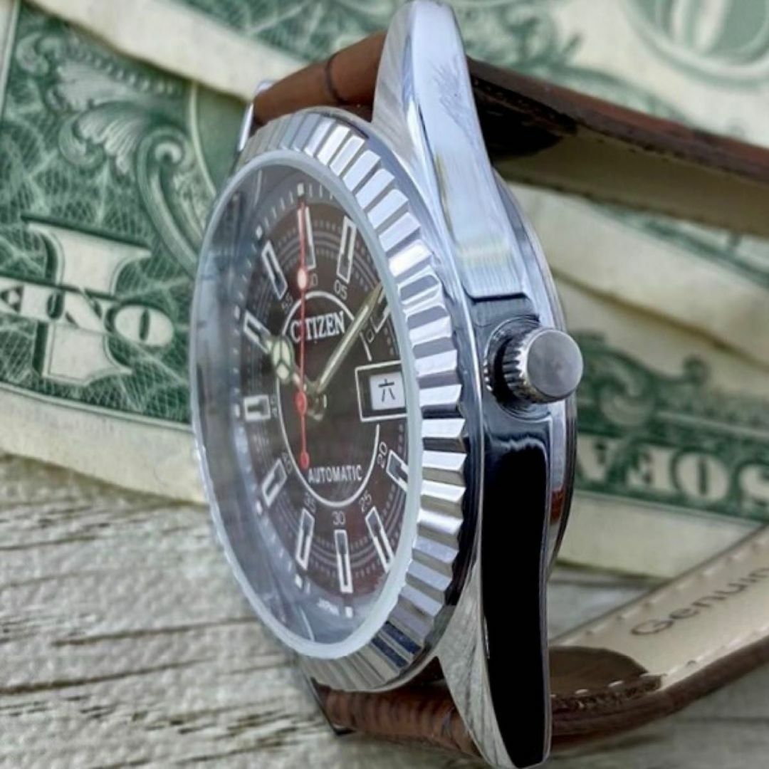 CITIZEN(シチズン)の【レトロ可愛い】シチズン メンズ腕時計 レッド シルバー 自動巻き ヴィンテージ メンズの時計(腕時計(アナログ))の商品写真