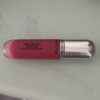 レブロン(REVLON)のレブロン　ウルトラHDマットリップカラー　06 DEVOTION(口紅)