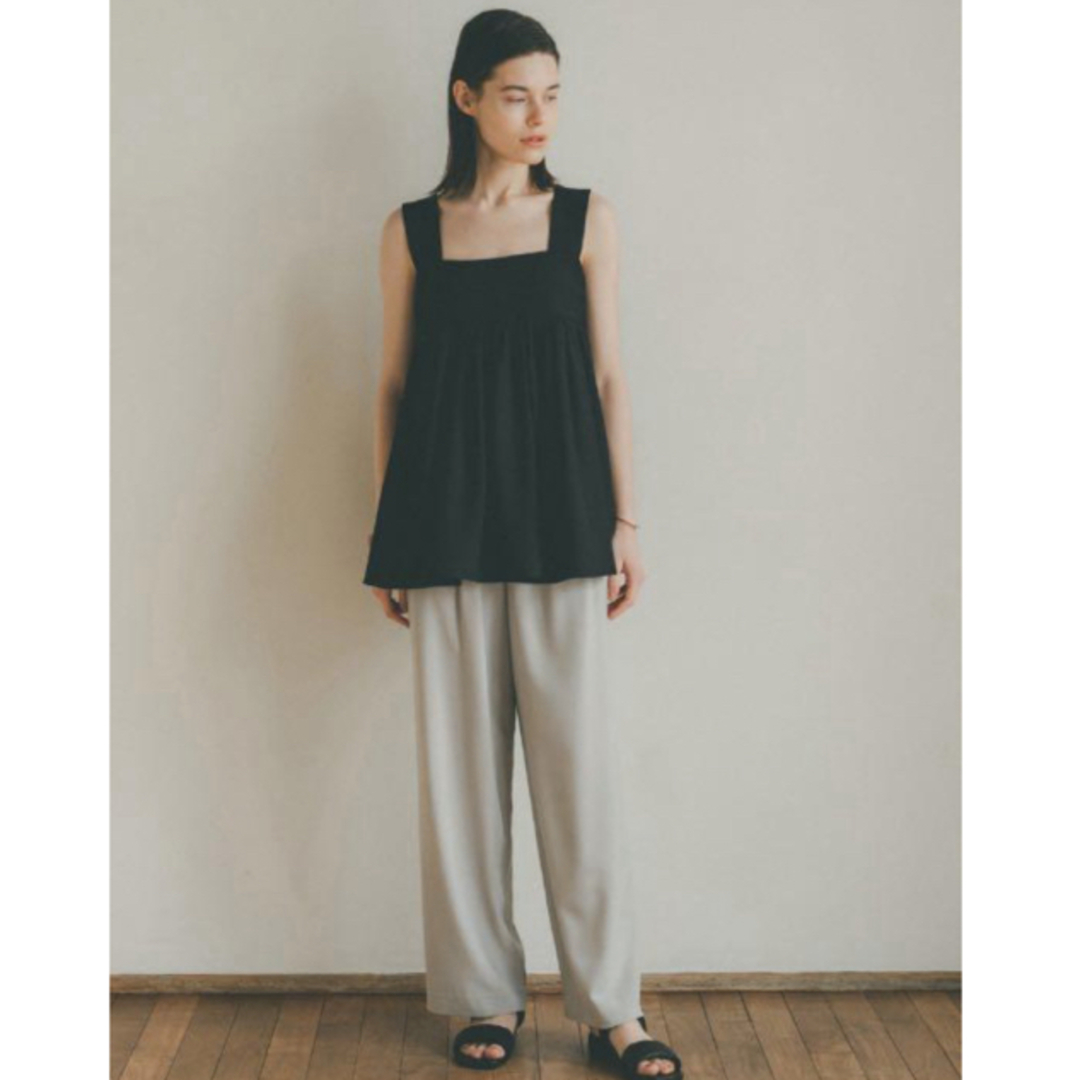 CLANE(クラネ)のCLANE BASIC TUCK PANTS レディースのパンツ(カジュアルパンツ)の商品写真