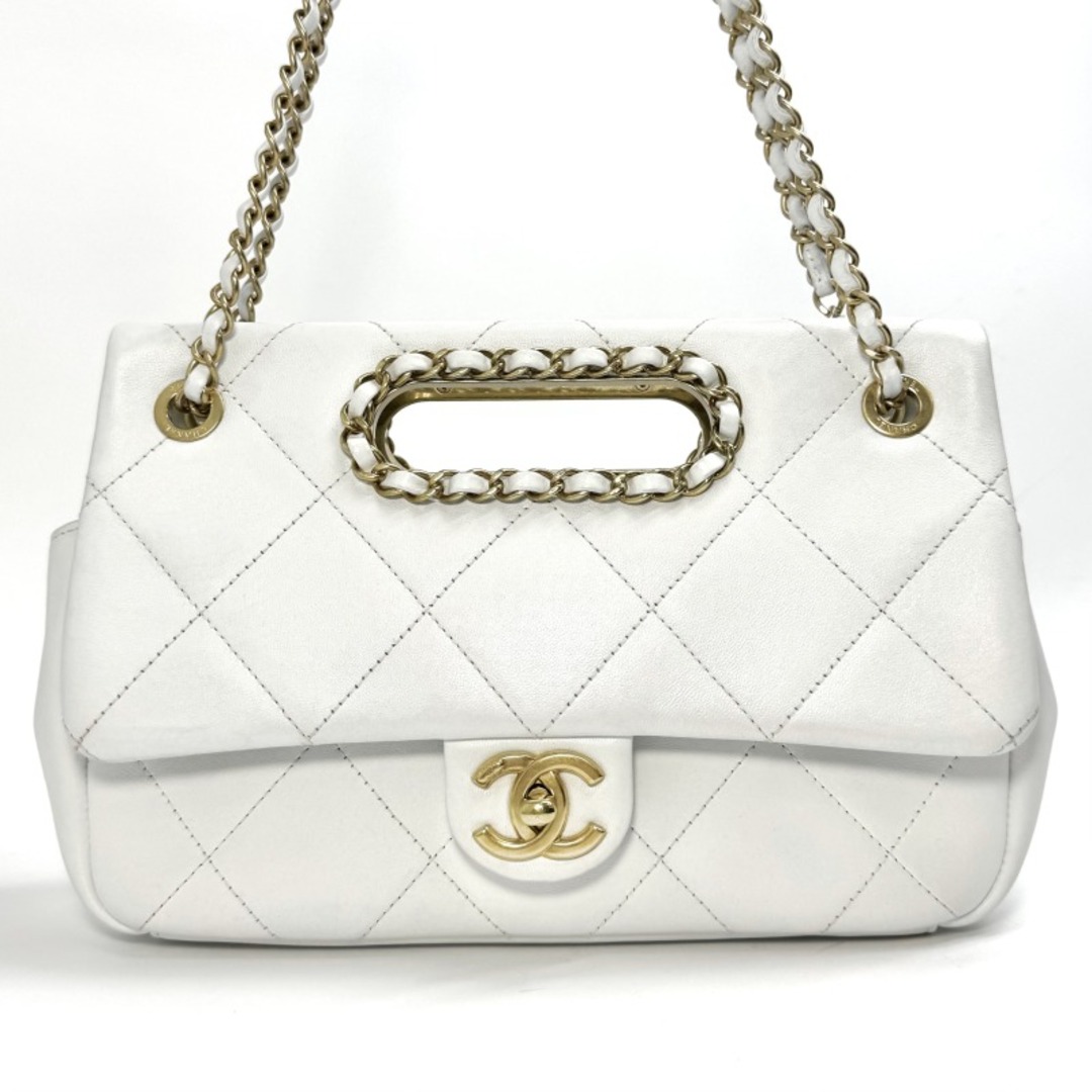 シャネル CHANEL マトラッセ バッグ トートバッグ ショルダーバッグ ラムスキン ホワイト 白 ゴールド金具 チェーンショルダーバッグ ココマーク ターンロック シャネル CHANEL マトラッセ バッグ トートバッグ ショルダーバッグ ラムスキン ホワイト 白 ゴールド金具 チェーンショルダーバッグ ココマーク ターンロック