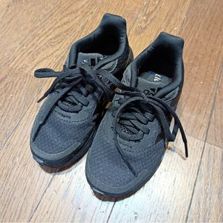 アディダス(adidas)のadidas アディダス キッズスニーカー 未使用品 17㎝(スニーカー)