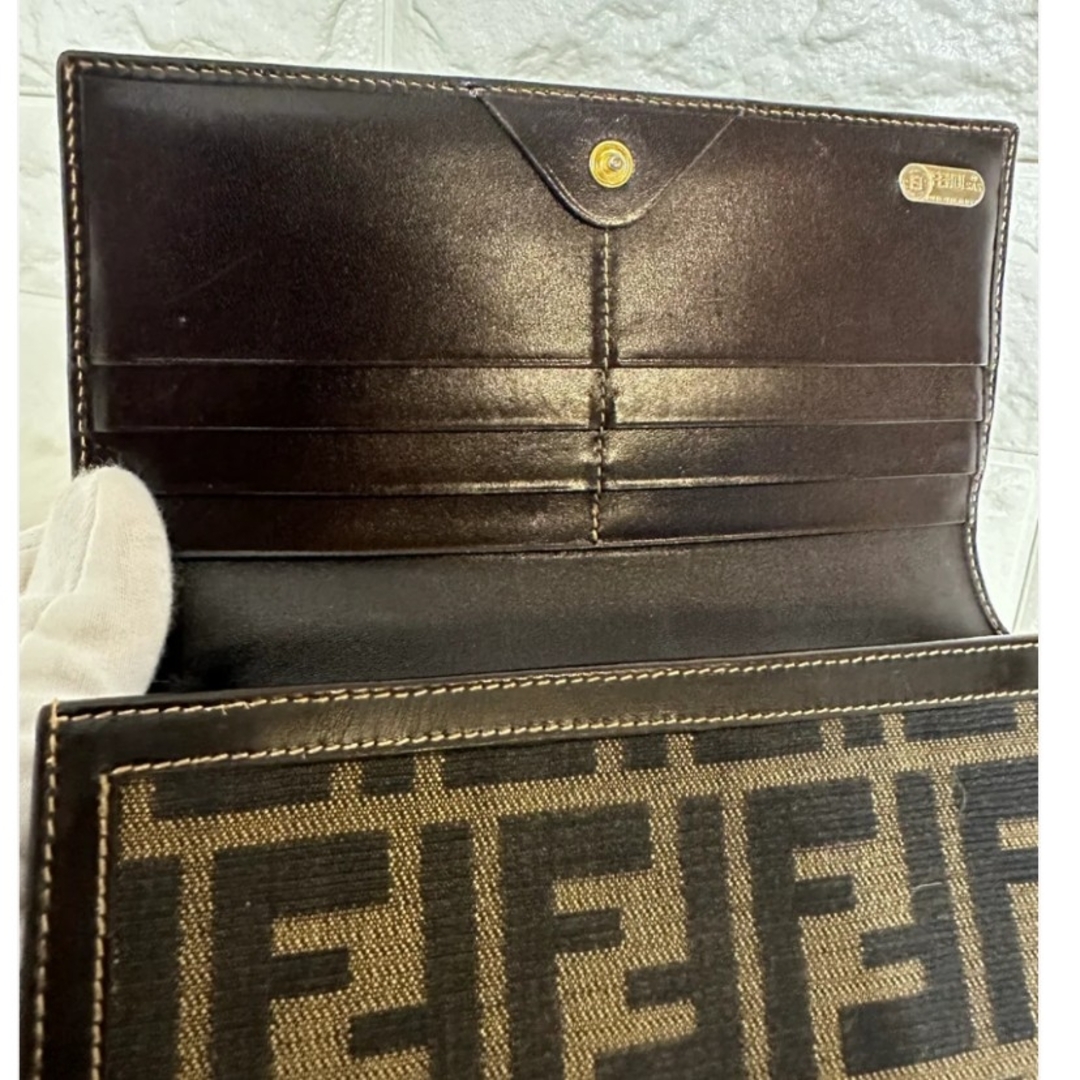 FENDI(フェンディ)の人気商品 フェンディ レディース 長財布 ズッカ レザー キャンバス ブラウン レディースのファッション小物(財布)の商品写真