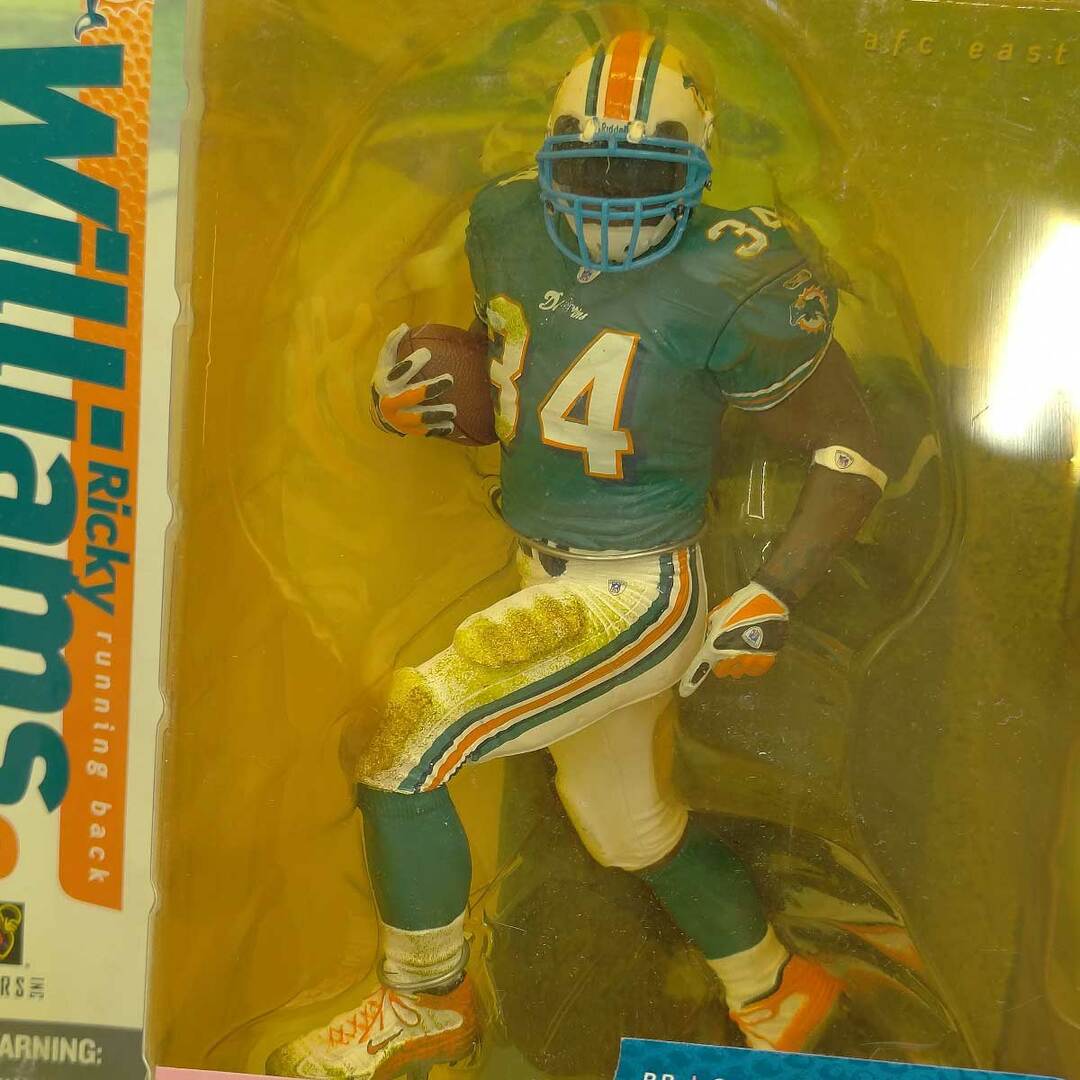 マクファーレントイズ NFL マイアミドルフィンズ リッキー ウィリアムズ フィギュア Miami Dolphins Ricky Williams スポーツ/アウトドアのスポーツ/アウトドア その他(アメリカンフットボール)の商品写真