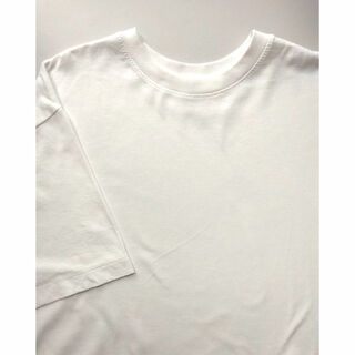 ユニクロ(UNIQLO)のユニクロ  Tシャツ Sサイズ 白(Tシャツ(半袖/袖なし))