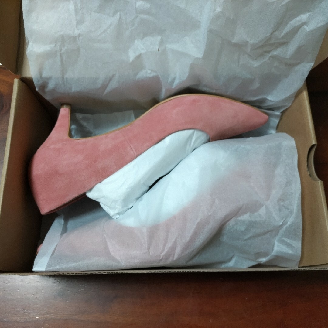 スエード パンプス    ピンク系  ／size 37 レディースの靴/シューズ(ハイヒール/パンプス)の商品写真