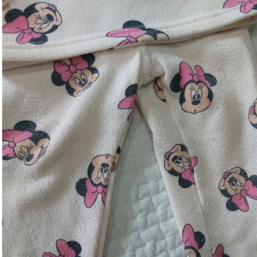 Disney(ディズニー)のMinnie　パジャマ キッズ/ベビー/マタニティのキッズ服女の子用(90cm~)(パジャマ)の商品写真