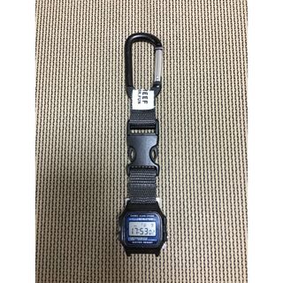 CASIO - カシオ腕時計 チープカシオ カラビナ仕様　釣り 山登り リュック　カバン