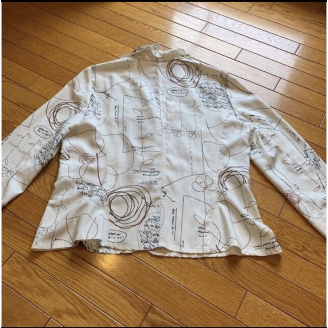 七分袖ジャケット　アイボリー レディースのジャケット/アウター(テーラードジャケット)の商品写真