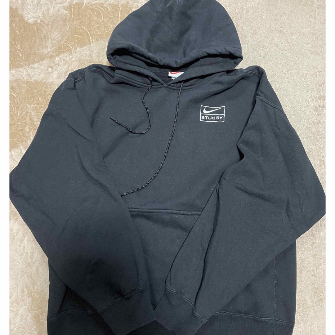 STUSSY(ステューシー)のステューシー × ナイキ プルオーバー フーディー メンズのトップス(パーカー)の商品写真