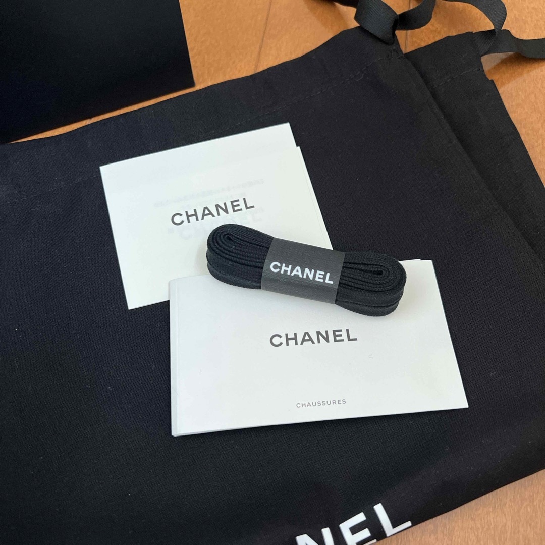 CHANEL(シャネル)のCHANEL シャネル　スニーカー　サイズ35 レディースの靴/シューズ(スニーカー)の商品写真