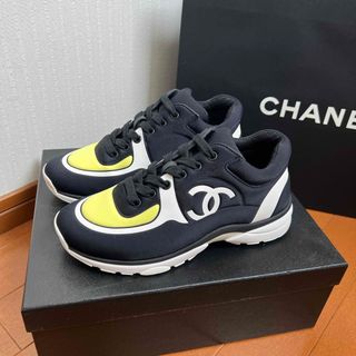 シャネル(CHANEL)のCHANEL シャネル　スニーカー　サイズ35(スニーカー)