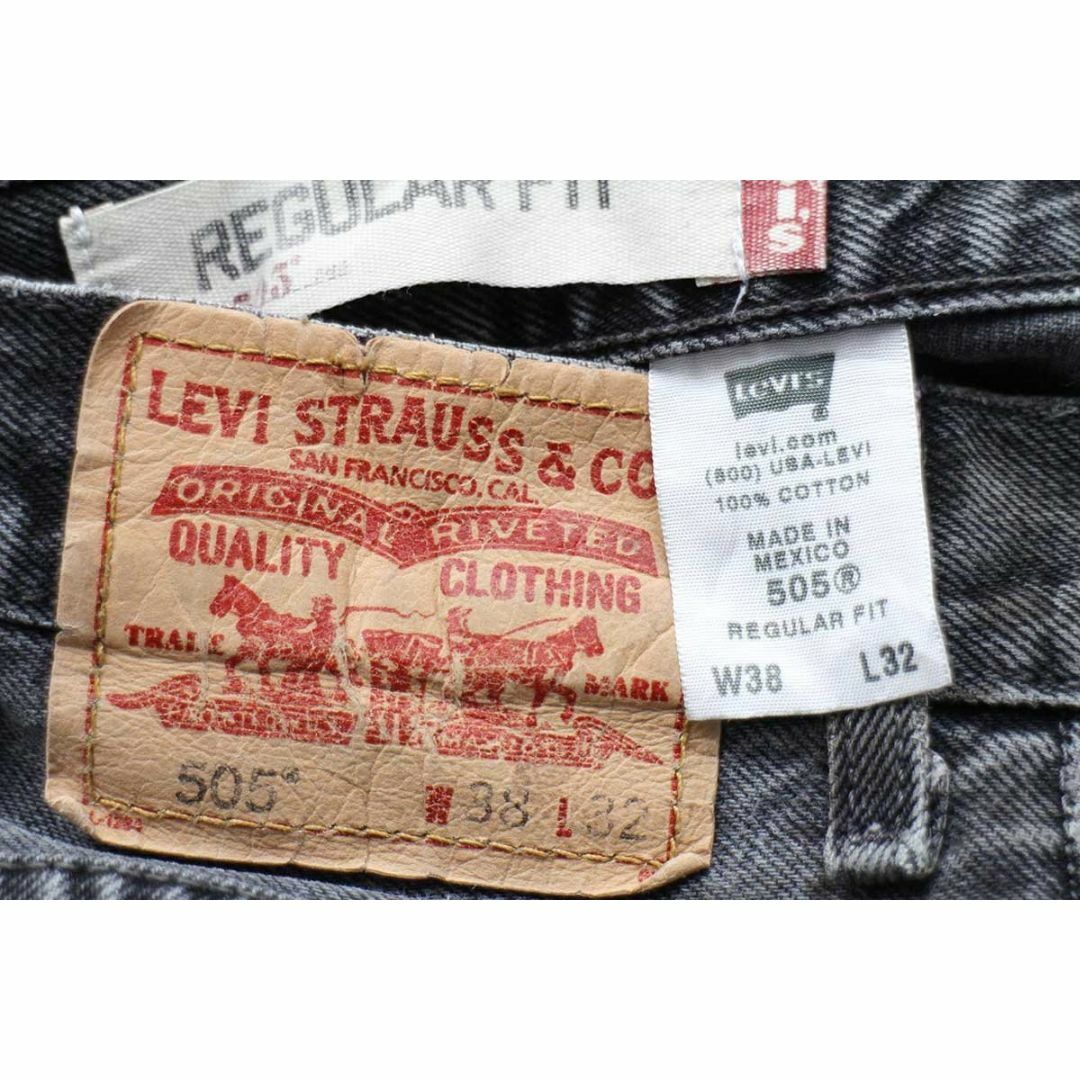 Levi's(リーバイス)の00s メキシコ製 Levi'sリーバイス 505 ペンキ飛び ブラック デニムパンツ ボロ フェード w38 L32★SDP2579 オールド ジーンズ ストレート メンズのパンツ(デニム/ジーンズ)の商品写真