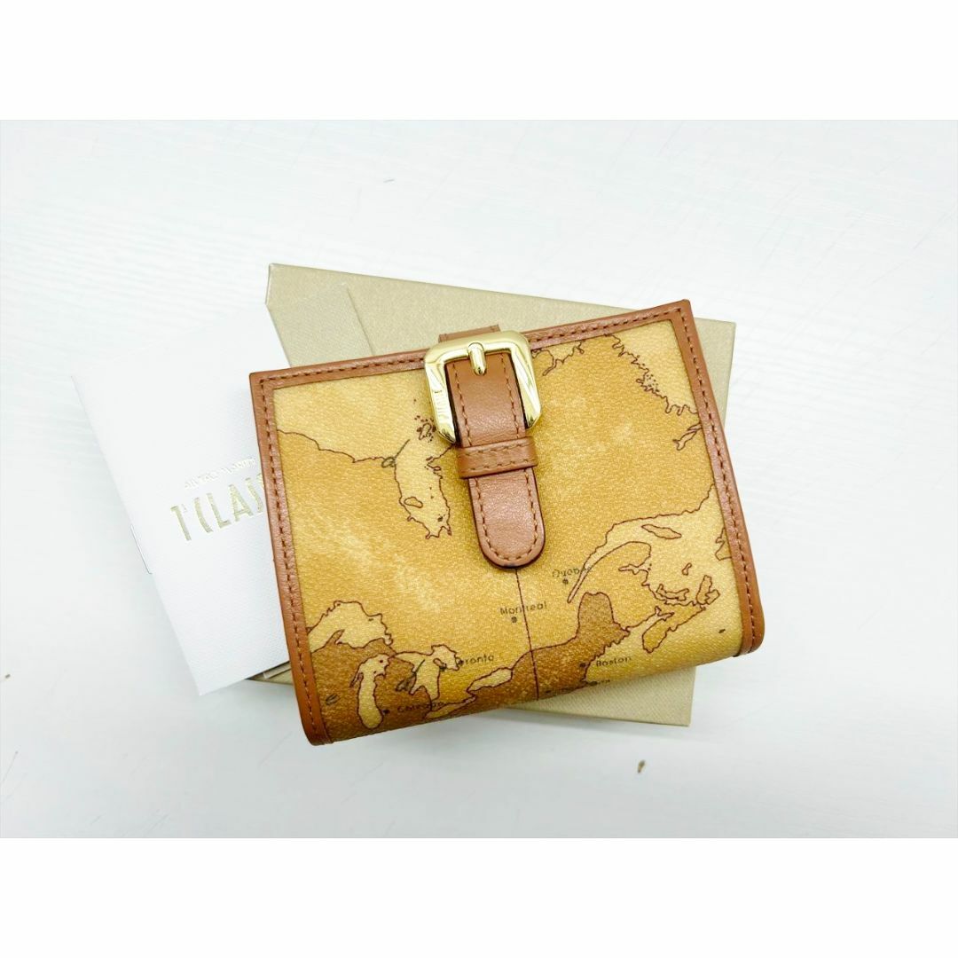 PRIMA CLASSE(プリマクラッセ)の美品　プリマクラッセ　地図柄　二つ折り財布　 コンパクトウォレット　PVC レディースのファッション小物(財布)の商品写真