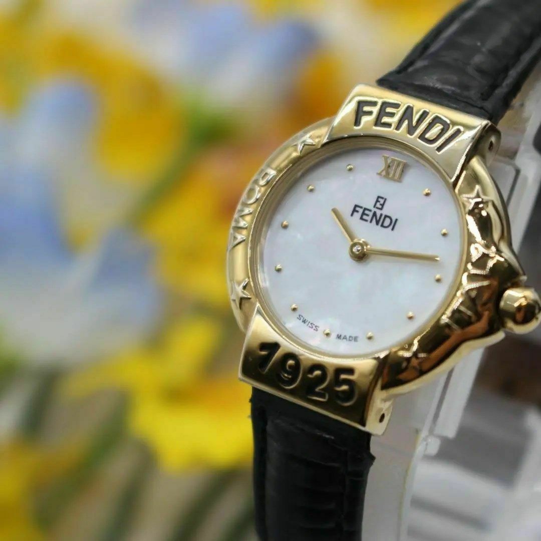 FENDI(フェンディ)のフェンディ FENDI シェル文字盤 革ベルト レディース 腕時計 C244 レディースのファッション小物(腕時計)の商品写真