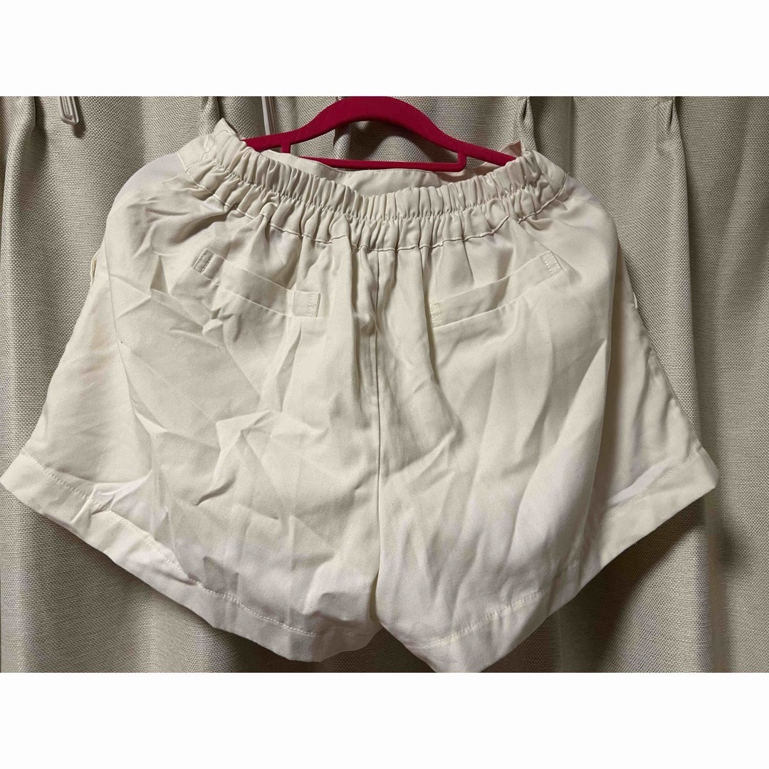 COLZA(コルザ)の新品 ショートパンツ 女の子 COLZA コルザ 当日発送 ホワイト M レディースのスカート(ミニスカート)の商品写真