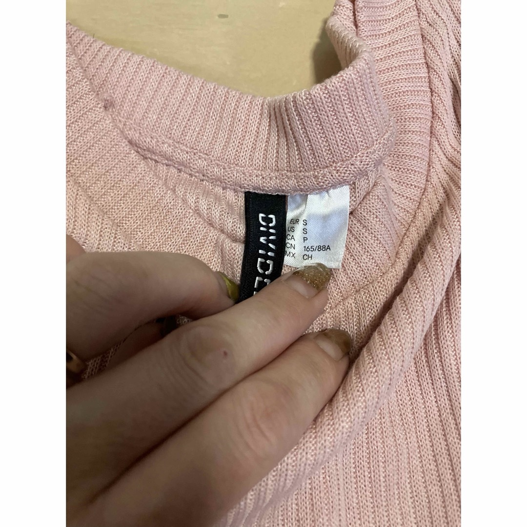 ZARA(ザラ)のザラ　パールトップス レディースのトップス(Tシャツ(半袖/袖なし))の商品写真