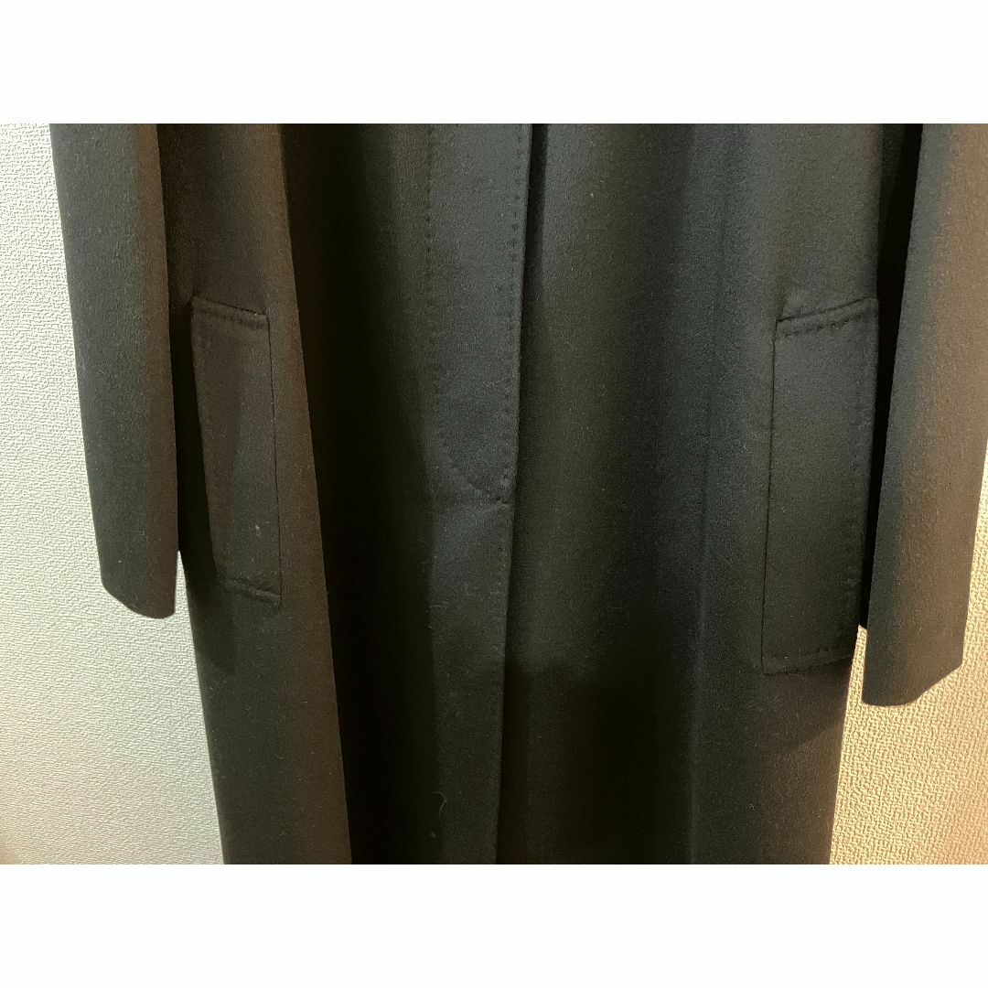 カシミヤ100%　黒ロングコート　フリーサイズ レディースのジャケット/アウター(ロングコート)の商品写真