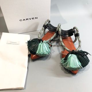 カルヴェン(CARVEN)の美品 CARVEN カルヴェン フリンジ サンダル 36 グリーン ブラウン(サンダル)