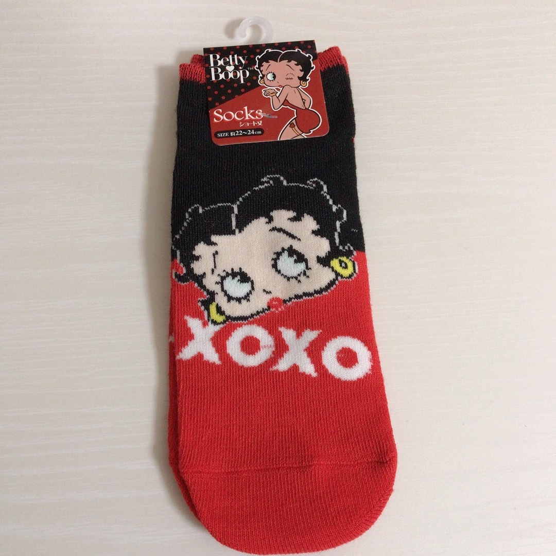 Betty Boop(ベティブープ)の【新品・未使用】 ベティー ブープ ベティ ＆  テッド & ユニコ靴下  4点 レディースのレッグウェア(ソックス)の商品写真