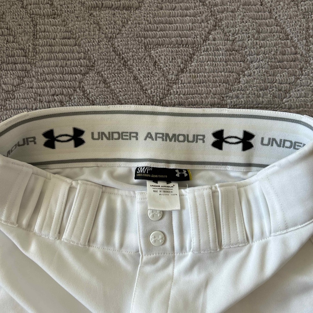 UNDER ARMOUR(アンダーアーマー)の1回のみ着用！！美品UNDER ARMOUR野球パンツ♪ スポーツ/アウトドアの野球(ウェア)の商品写真