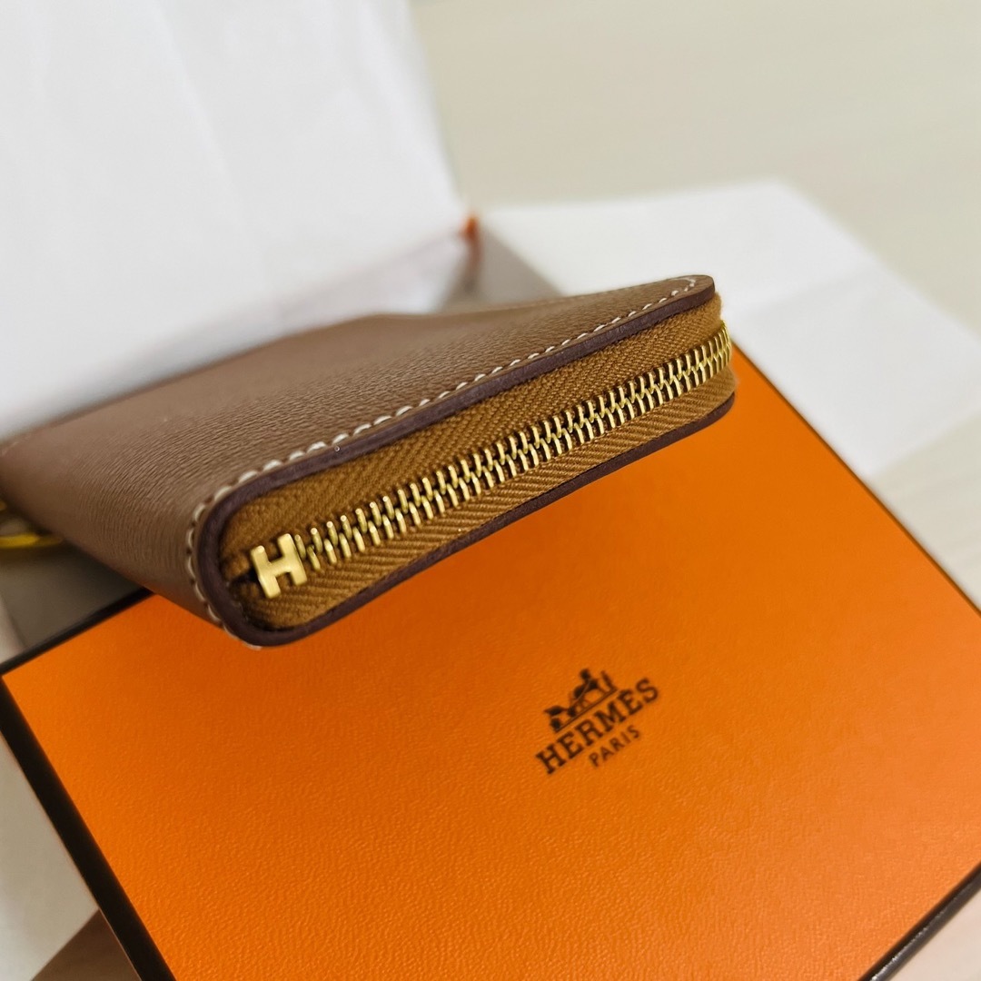 Hermes(エルメス)のHERMES エルメス ジップアンゴーゴールド金具コインカードケース B刻印 レディースのファッション小物(財布)の商品写真