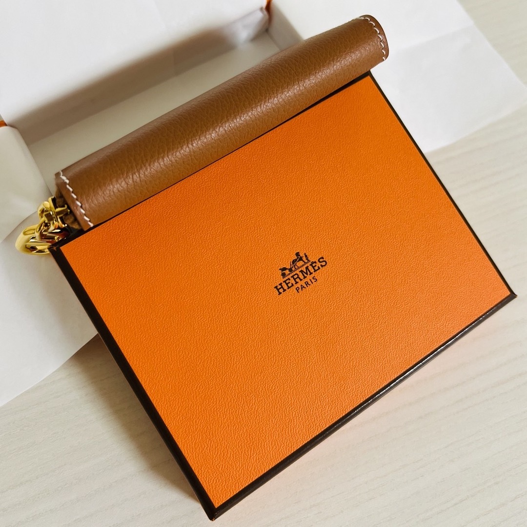 Hermes(エルメス)のHERMES エルメス ジップアンゴーゴールド金具コインカードケース B刻印 レディースのファッション小物(財布)の商品写真