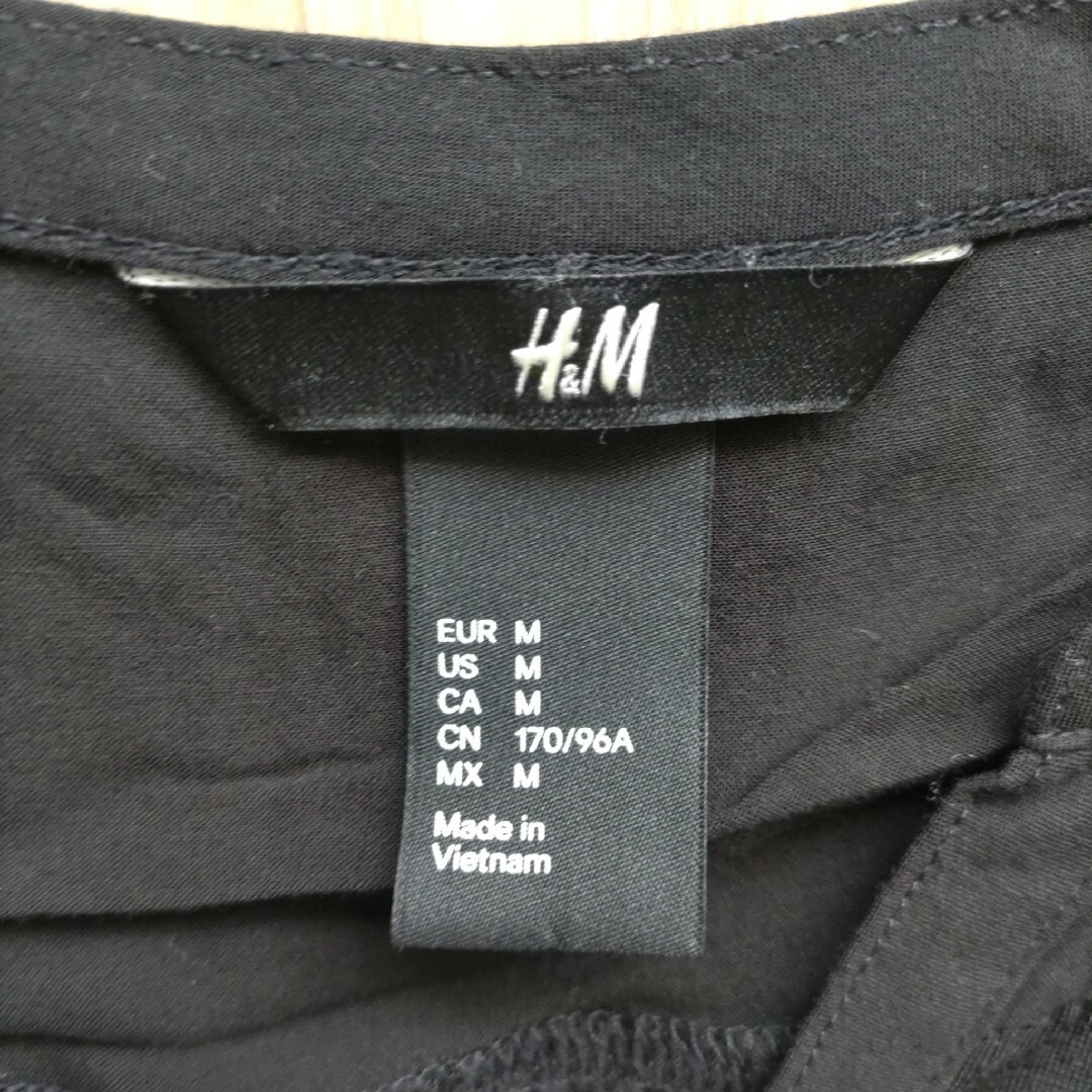 H&M(エイチアンドエム)のスキッパー シャツ カットソー H＆M レディースのトップス(Tシャツ(長袖/七分))の商品写真