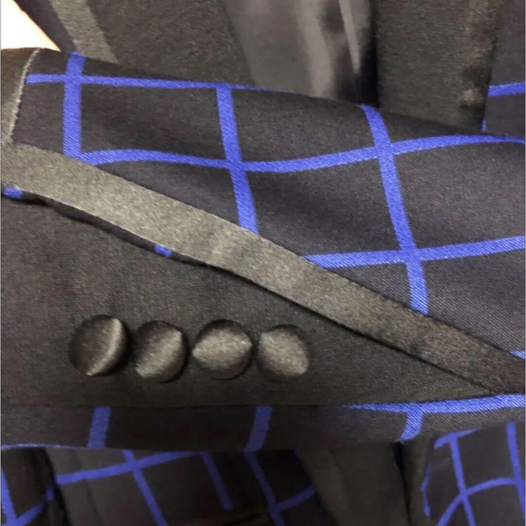 V-men チェック柄 ジャケット 新品 サイズ S ブラック　ブルー　ブイメン メンズのジャケット/アウター(テーラードジャケット)の商品写真
