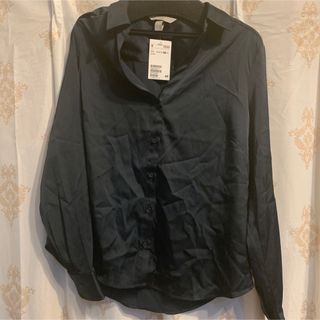 エイチアンドエム(H&M)のスキッパーシャツ　38(シャツ/ブラウス(長袖/七分))