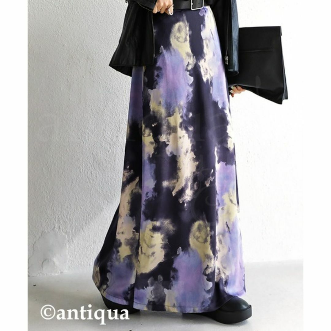 antiqua(アンティカ)の【antiqua】かっこ良さ補う♡大人っぽ 水彩柄スカート【アンティカ】 レディースのスカート(ロングスカート)の商品写真