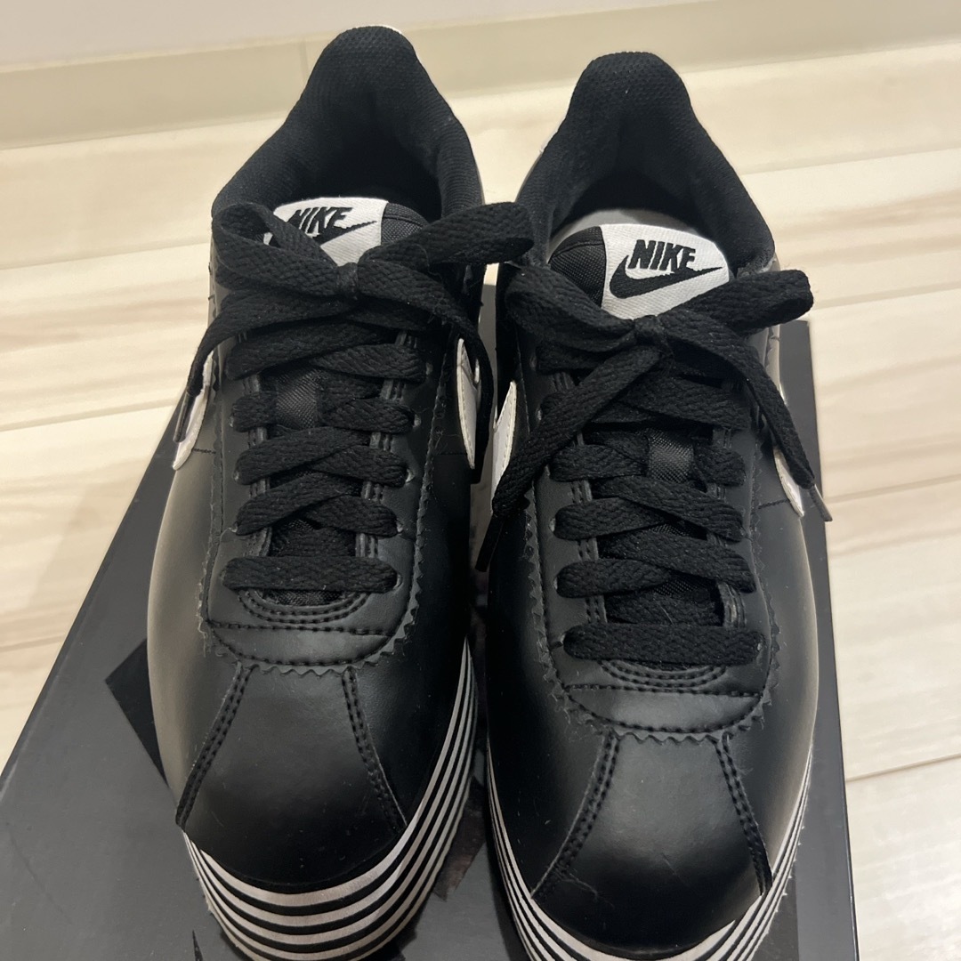 COMME des GARCONS(コムデギャルソン)のCOMME des GARCONS NIKE コルテッツ  23cm 黒 レディースの靴/シューズ(スニーカー)の商品写真