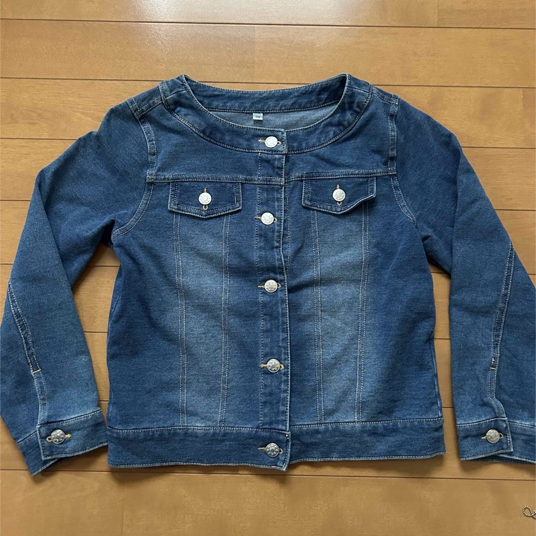 デニムジャケット　120 キッズ/ベビー/マタニティのキッズ服女の子用(90cm~)(ジャケット/上着)の商品写真