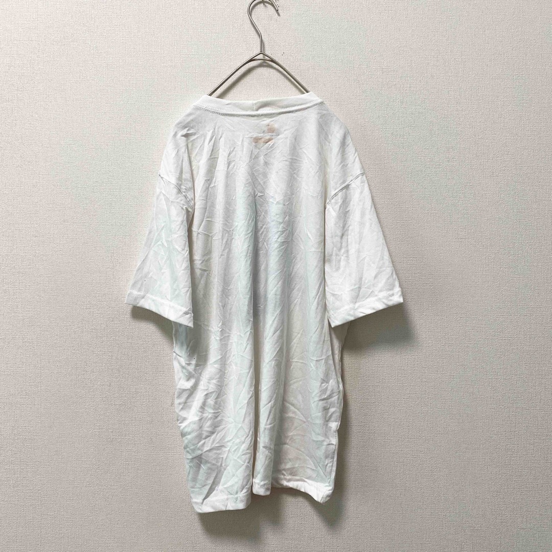 carhartt(カーハート)の日本未発売【新品タグ付き】カーハート　半袖Tシャツ　ビッグプリント　白色　S メンズのトップス(Tシャツ/カットソー(半袖/袖なし))の商品写真