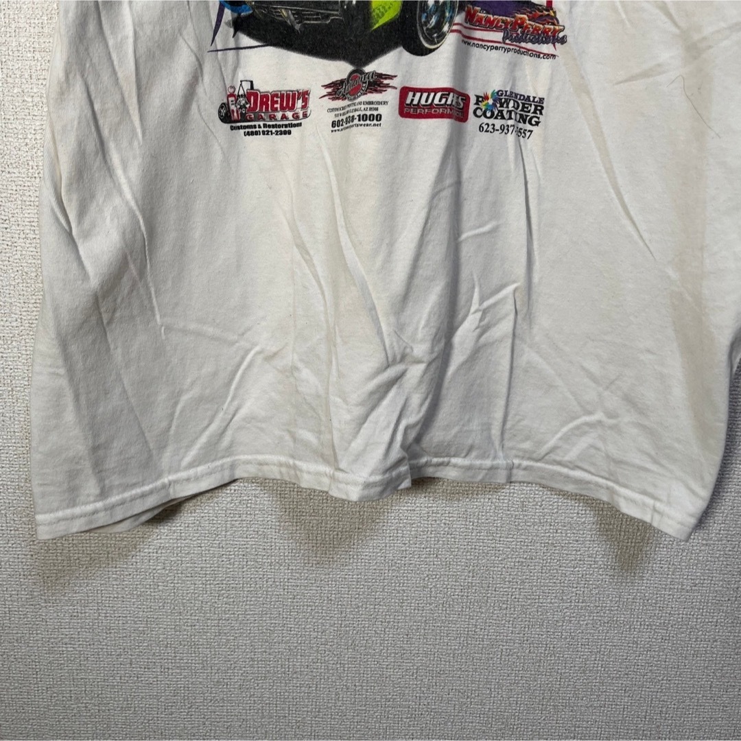 GILDAN(ギルタン)の【ギルダン】半袖Tシャツ　アメ車　モーターショー　企業ロゴ　白T　49 メンズのトップス(Tシャツ/カットソー(半袖/袖なし))の商品写真