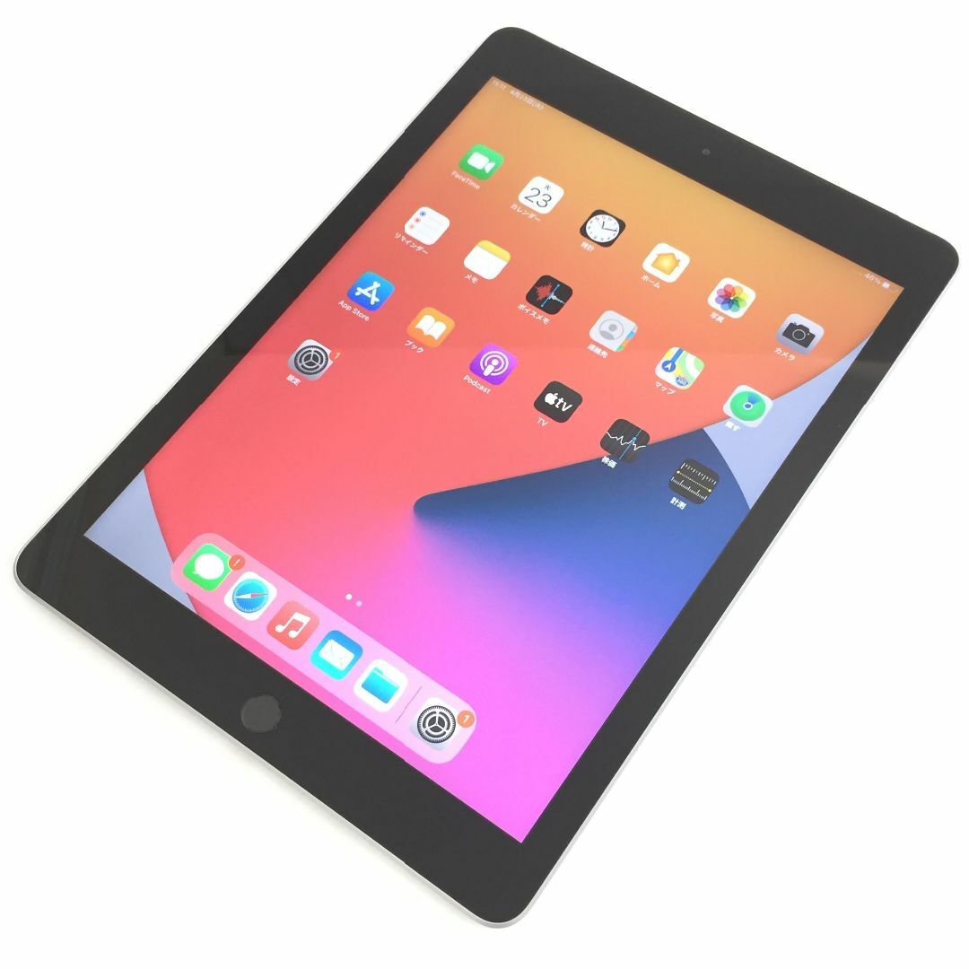 iPad(アイパッド)の【B】iPad（第6世代）/32GB/354887092778150 スマホ/家電/カメラのスマートフォン/携帯電話(スマートフォン本体)の商品写真