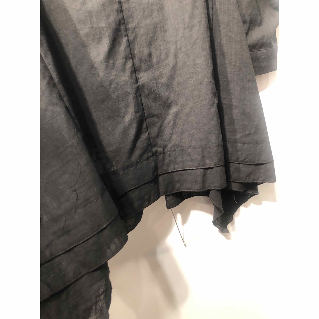 新品  コットンレース ヘムライン ブラウス ブラック 軽く羽織にもお役立ち レディースのトップス(シャツ/ブラウス(長袖/七分))の商品写真