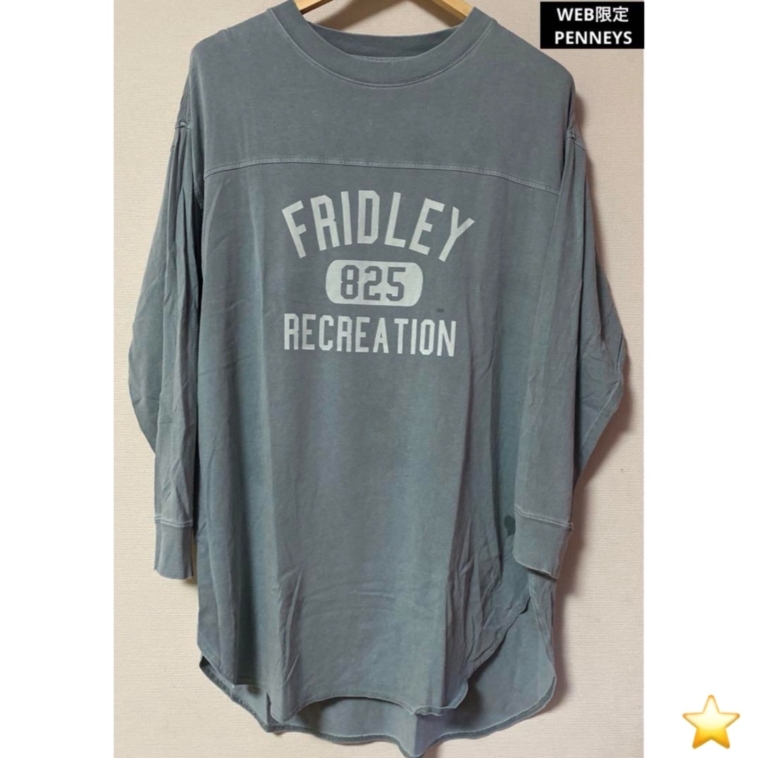  PENNEYS 別注フットボールピグメントTシャツ レディースのトップス(カットソー(長袖/七分))の商品写真