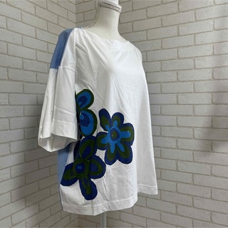 マルニ(Marni)のMARNI マルニ UNIQLO ユニクロ 新品 L フラワー オーバーTシャツ(Tシャツ(半袖/袖なし))