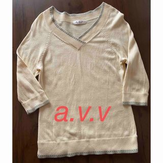 アーヴェヴェ(a.v.v)のa.v.v   レディース　ニット　七分袖　　L(ニット/セーター)