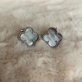 ●silver925 Flower ピアス グレーシェルS●金アレ対応(ピアス)