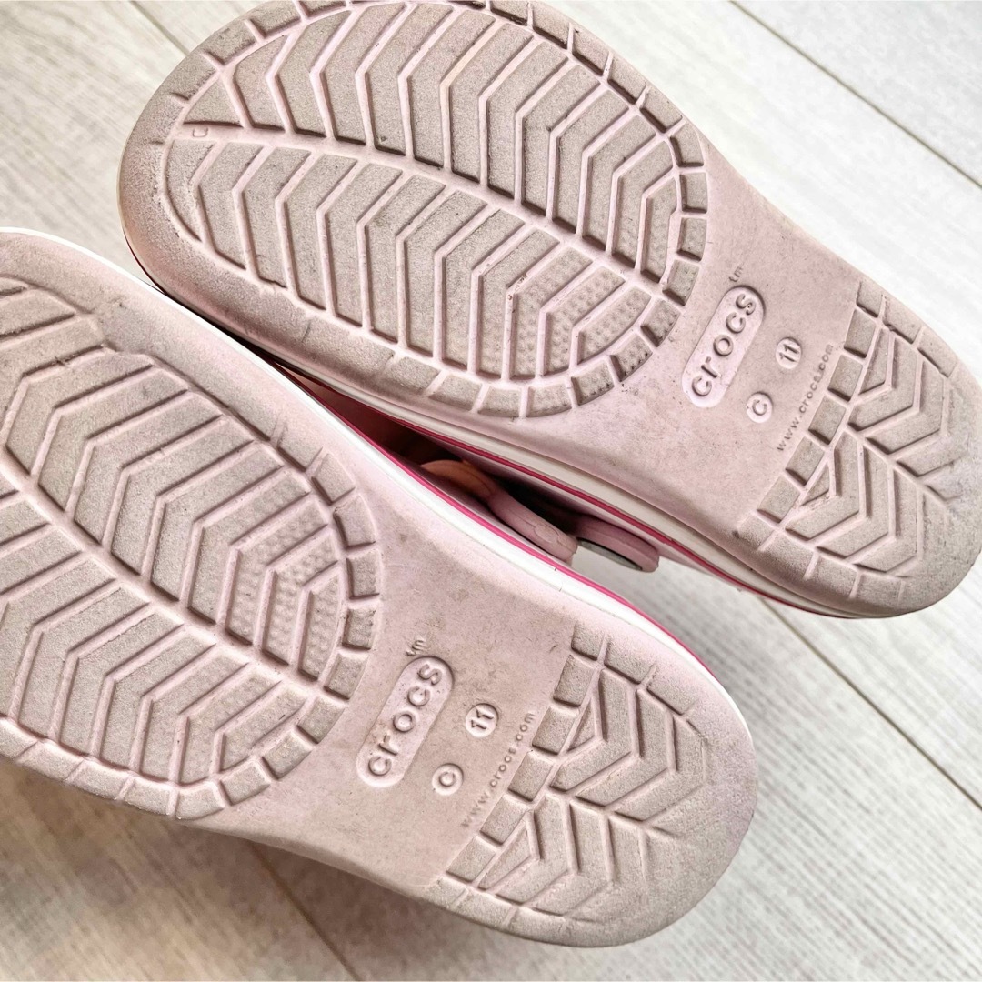 crocs(クロックス)のクロックス　サンダル　18㎝　女の子 キッズ/ベビー/マタニティのキッズ靴/シューズ(15cm~)(サンダル)の商品写真